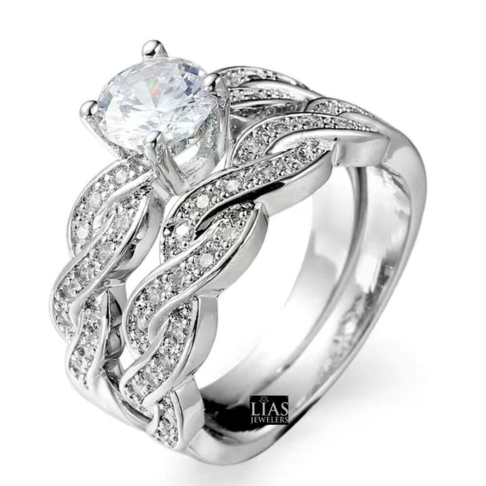 New 18k white gold wedding ring set